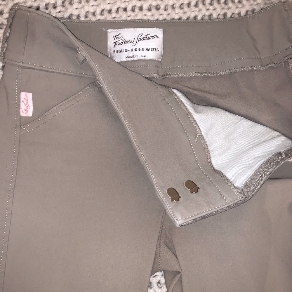 Used Tailored Sportsman English Show Breeches